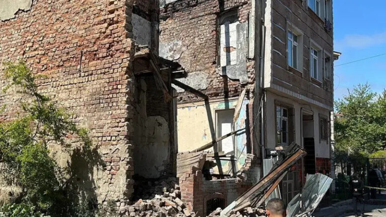 Гражданин Узбекистана скончался в Стамбуле во время землетрясения из-за сильного испуга