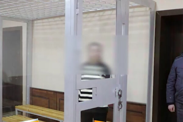 В Сырдарье 19-летняя девушка пыталась зарезать своего возлюбленного из-за частых измен