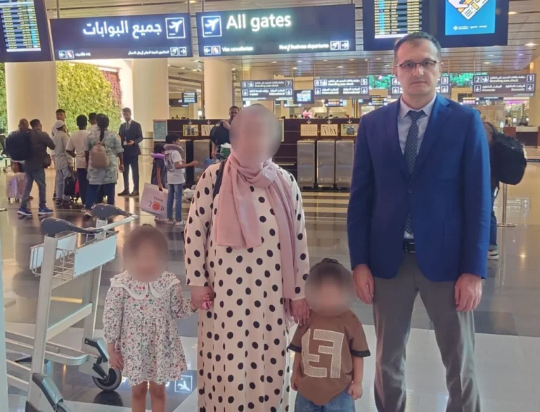 Дипломаты спасли узбекистанку с детьми из домашнего плена в Омане
