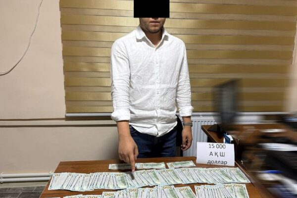 В Самарканде задержали руководителя туркомпании, который занимался отправкой узбекистанцев в США через Мексику