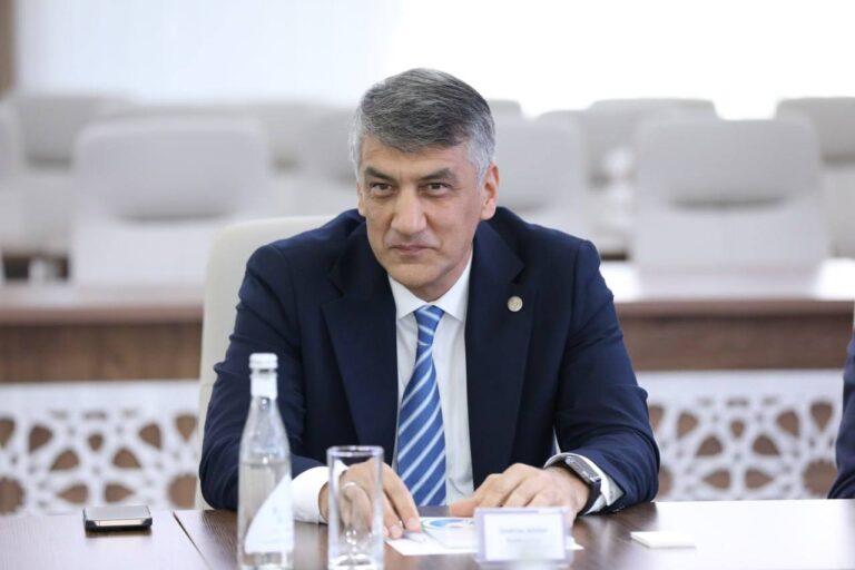 Решать, какие лекарства принимать, должны не вы, а врач: Алишер Кадыров поддержал переход на электронные рецепты