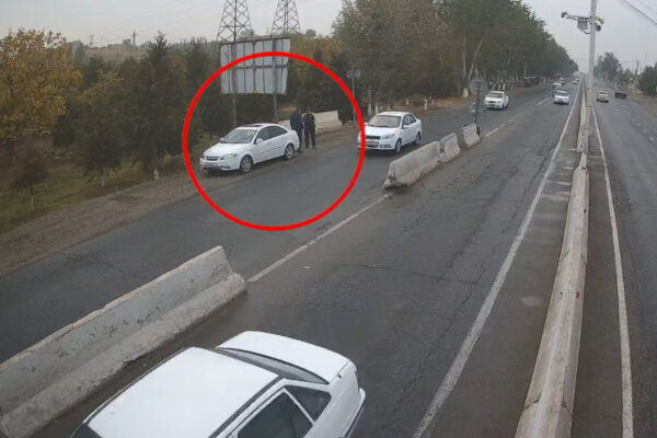 Сотрудник ДПС «разводил» водителей на деньги при помощи алкотестера