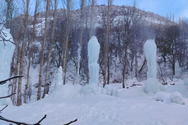 Вода изо льда: в Кашкадарье запускают проект по созданию «искусственных ледников»