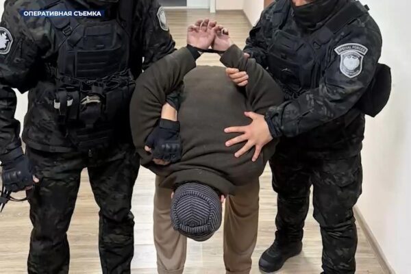 В Ташкенте задержали неоднократно судимого продавца с рынка «Малика», напавшего на клиента с ножом В Ташкенте задержали неоднократно судимого продавца с рынка «Малика», напавшего на клиента с ножом