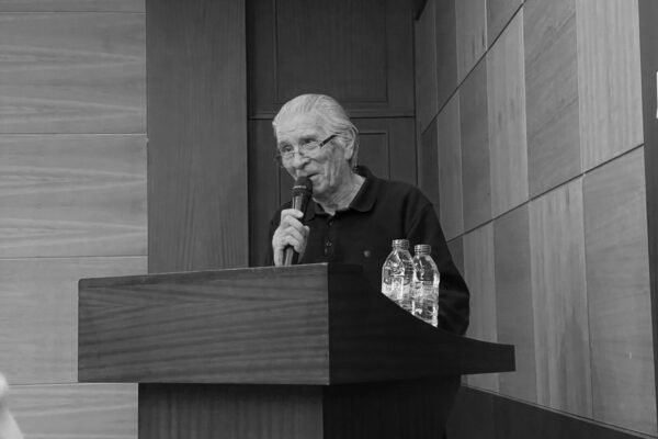 Стало известно время и место прощания с Борисом Голендером