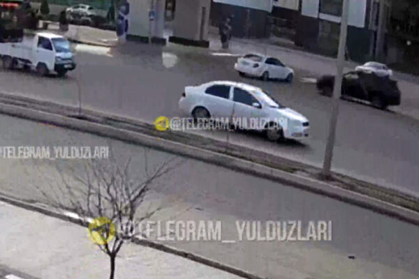 «Проскочу» против «Газ в пол»: новые подробности о ДТП у метро в Ташкенте «Проскочу» против «Газ в пол»: новые подробности о ДТП у метро в Ташкенте