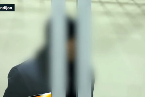 Забыл загнать кур – получил нож: в Андижане бытовая ссора закончилась убийством Забыл загнать кур – получил нож: в Андижане бытовая ссора закончилась убийством