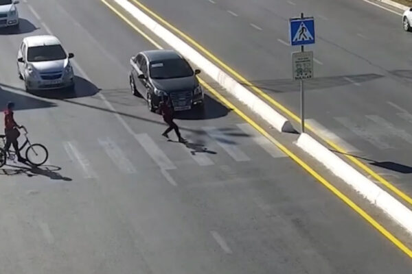 Тихий ужас на дорогах: правоохранители показали шокирующее видео ДТП с пешеходами