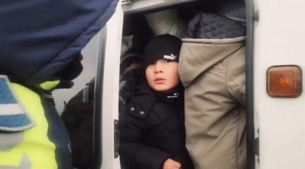 23 ребёнка в одном «Дамасе»: опасная практика развозки детей снова всплыла в Узбекистане