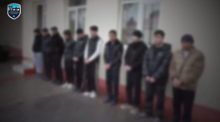 «Стенка на стенку»: в Ферганской области задержали участников готовившейся массовой драки