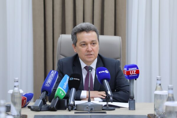 Не 15 миллионов, а 60 тысяч: министр цифровых технологий прокомментировал скандал с утечкой данных