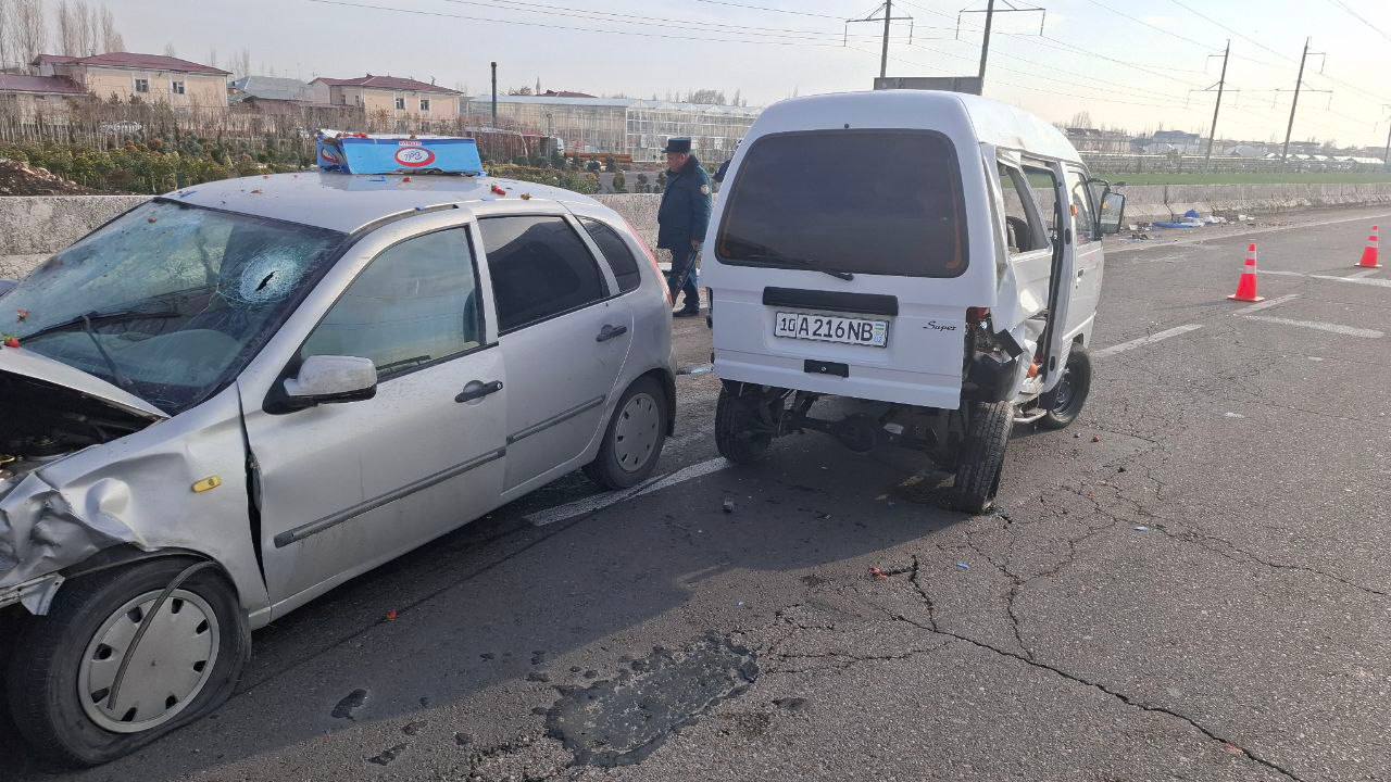 ДТП на трассе Ташкент – Чарвак: осколки, слухи о торговцах и снова вопрос скорости