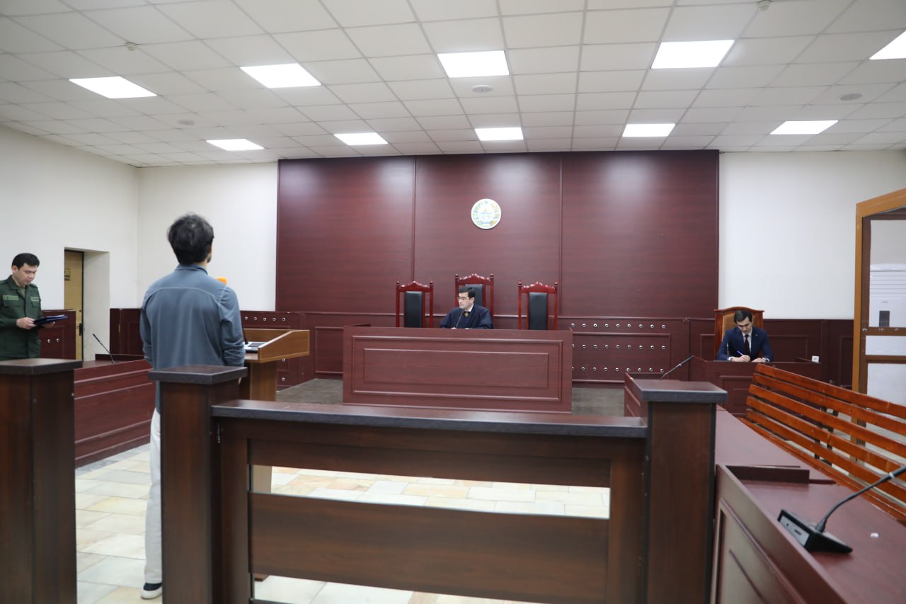 Блогеру, который хвастался своими «друзьями» и небольшим штрафом за видео с ночными гонками, дали 10 суток