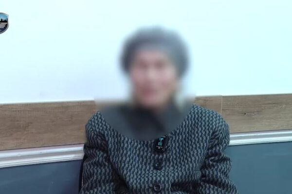 Есть 3 миллиона? В Ташкенте мошенники развели бабушку на деньги и оставили ей пустой конверт Есть 3 миллиона? В Ташкенте мошенники развели бабушку на деньги и оставили ей пустой конверт