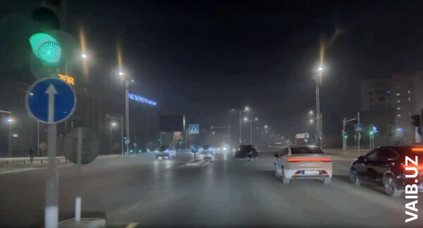 Без номеров и на встречке: в Ташкенте водитель «Ласетти» едва не устроил массовое ДТП Без номеров и на встречке: в Ташкенте водитель «Ласетти» едва не устроил массовое ДТП