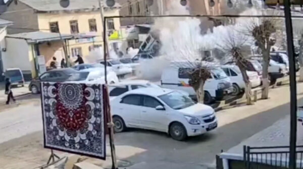 В Кашкадарье взорвался газовый баллон в припаркованном «Дамасе». Видео разлетелось по соцсетям