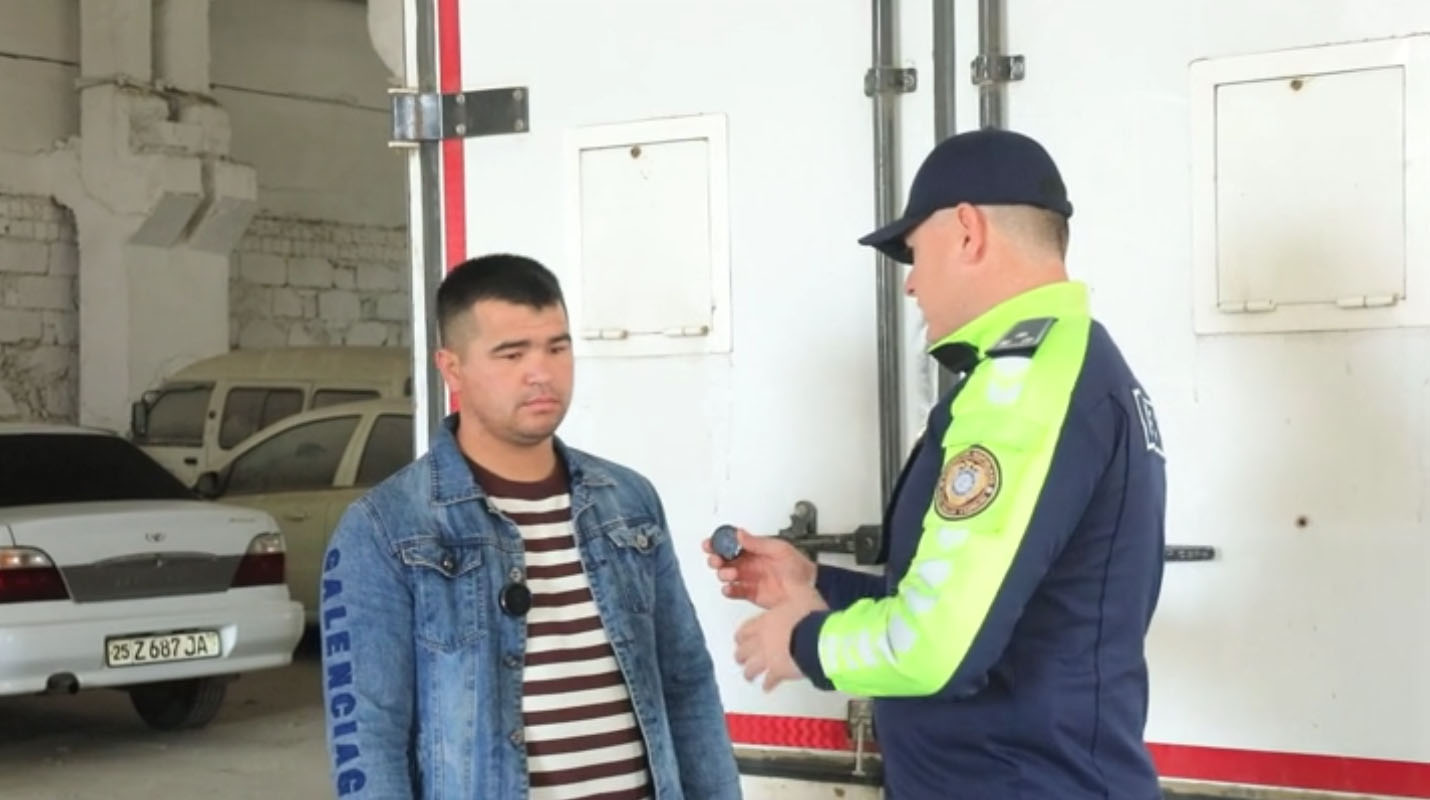 Тащил животное по земле и называл это «безвыходной ситуацией»: в Джизаке нашли водителя-живодёра