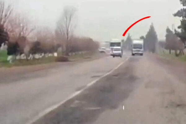 Встречка как стиль жизни: в Узбекистане водители продолжают играть в «русскую рулетку» на дорогах