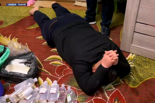 От «кладмена» до «химика»: в Ташкенте накрыли нарколабораторию на миллиарды От «кладмена» до «химика»: в Ташкенте накрыли нарколабораторию на миллиарды