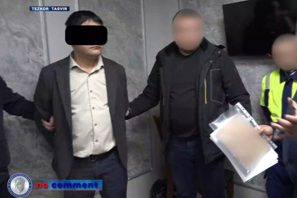 В Ташкенте задержаны два сотрудника ГУВД при получении взятки