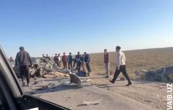 Четыре человека погибли в страшном ДТП в Навоийской области Четыре человека погибли в страшном ДТП в Навоийской области