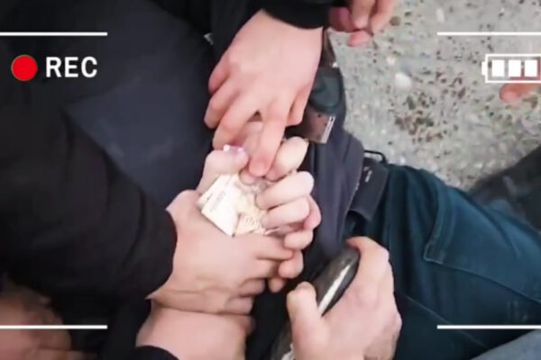 В Джизаке криминальный авторитет «пресанул» помощника хокима ради кредита