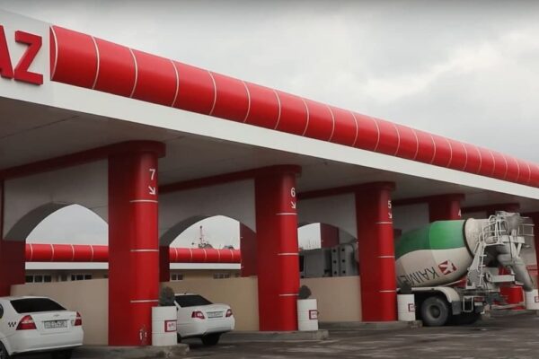 Метан «включили», но не до конца: заправки открываются с 10:00, а дальше как повезёт