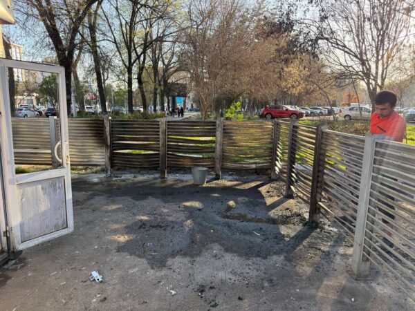 Окурок против мусорки: в Ташкенте нашли причину «странного пожара»