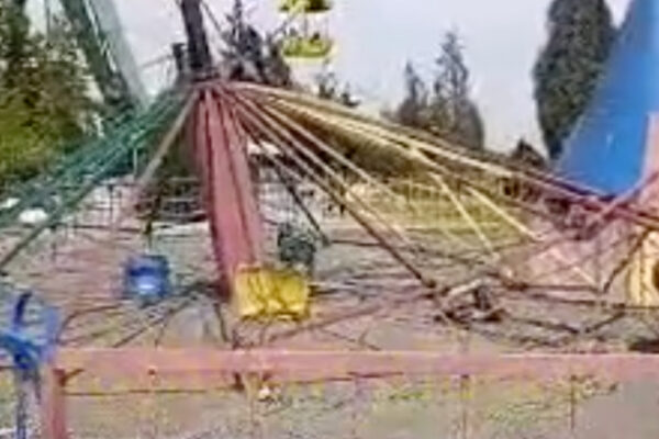 Карусели с сюрпризом: в Андижане на аттракционе сломалась конструкция, есть пострадавшие