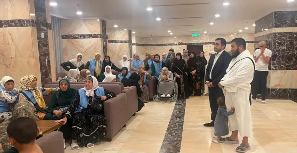 Поехали в паломничество и застряли в Мекке: более 170 узбекистанцев не могут вернуться домой