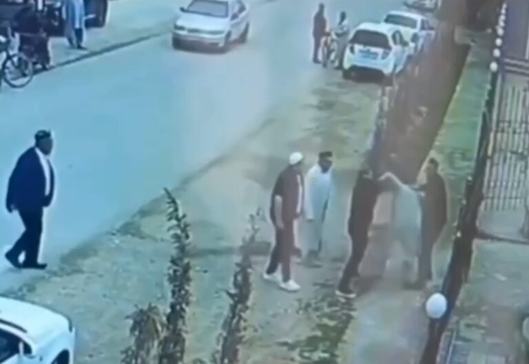 «Избили имама»? Не совсем: в Кашкадарье конфликт возле мечети оказался обычной дракой