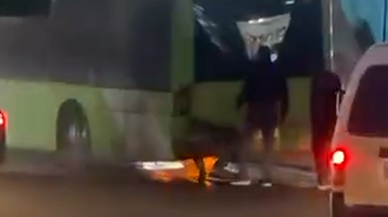 Два автобуса за сутки: в Ташкенте снова загорелся Mercedes-Benz