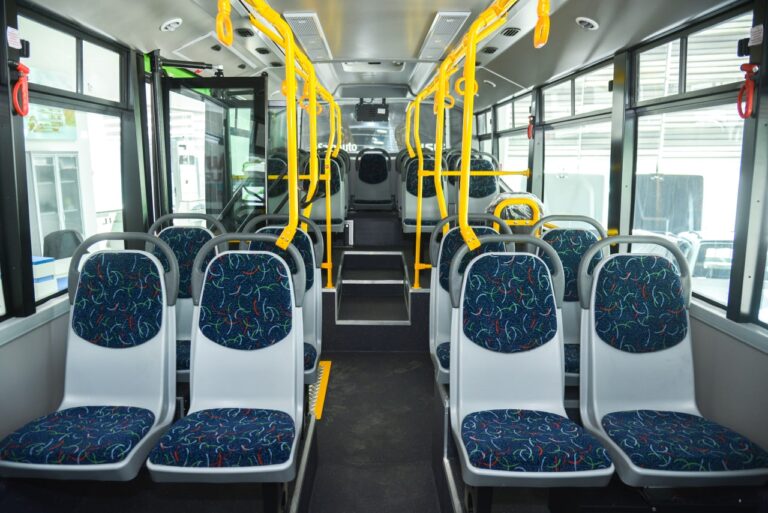 До Уртасарая на автобусе: в Ташкенте запустят спецмаршруты на Родительский день