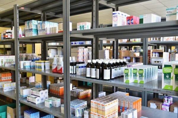 Аптеки уходят в онлайн: лекарства будут заказывать как еду, но с нюансами Аптеки уходят в онлайн: лекарства будут заказывать как еду, но с нюансами