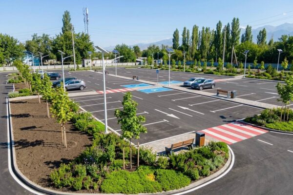 Парковочный квест уровня «Ташкент»: власти снова обещают порядок во дворах