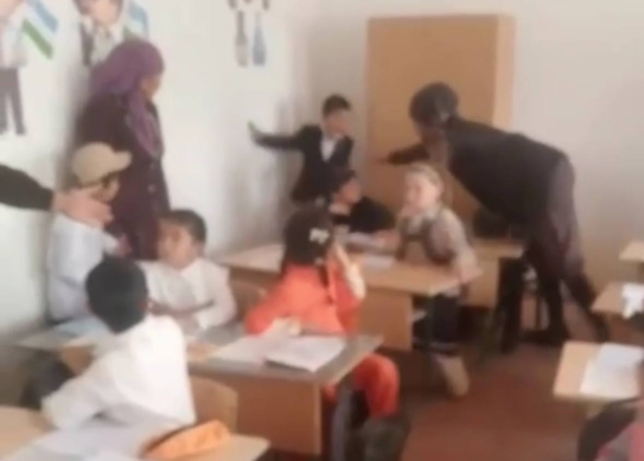 Мама пришла «разобраться»: в Самарканде женщина устроила расправу над первоклассниками прямо в классе