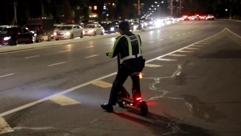 ДПС на самокатах: в Ташкенте решили бороться с пробками по-новому