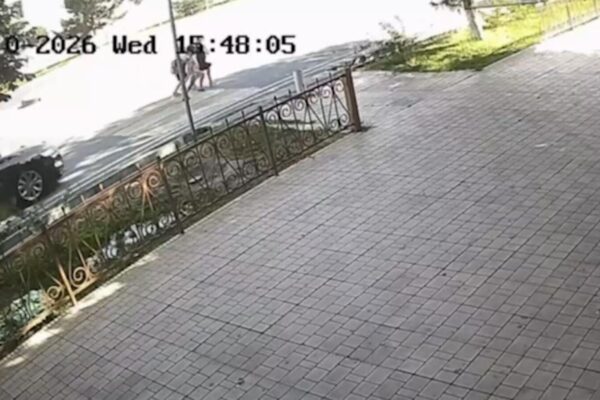 «Просто покатался». МВД показало кадры смертельного ДТП в Коканде, где школьник за рулём Malibu сбил трёх девочек