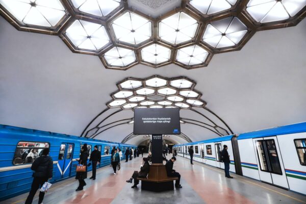 В ташкентском метро хотят отказаться от фиксированной цены за проезд. Теперь платить придётся по расстоянию