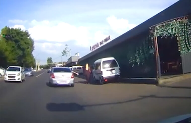«Озабочмобиль» доехал до суда. Герои вирусного видео получили по пять суток ареста