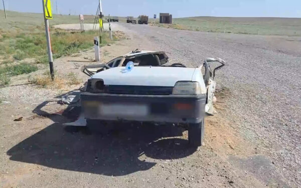 Tico против грузовика. В Навоийской области произошла очередная авария со смертельным исходом Tico против грузовика. В Навоийской области произошла очередная авария со смертельным исходом