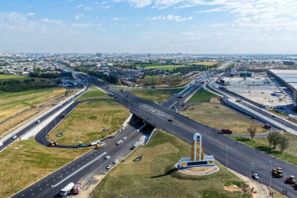Въезд в Ташкент без пробок? Власти открыли новую крупную развязку со стороны Нурафшана