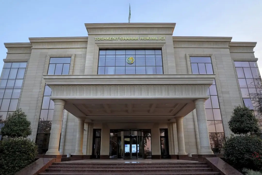 В Ташкенте проведут служебную проверку сразу в отношении хокимов 10 районов