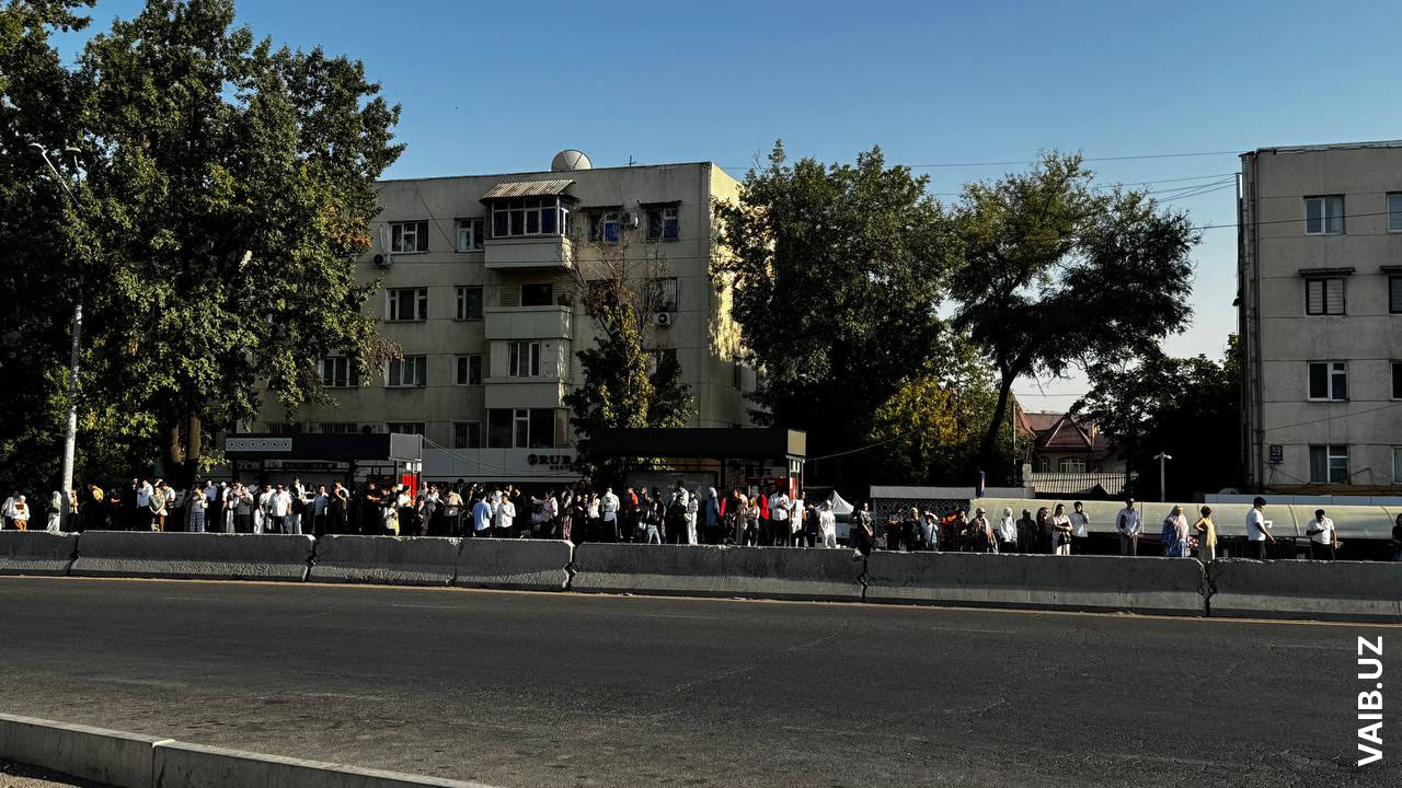 Ташкентский остановочный минимализм: красиво, компактно, но не для пассажиров