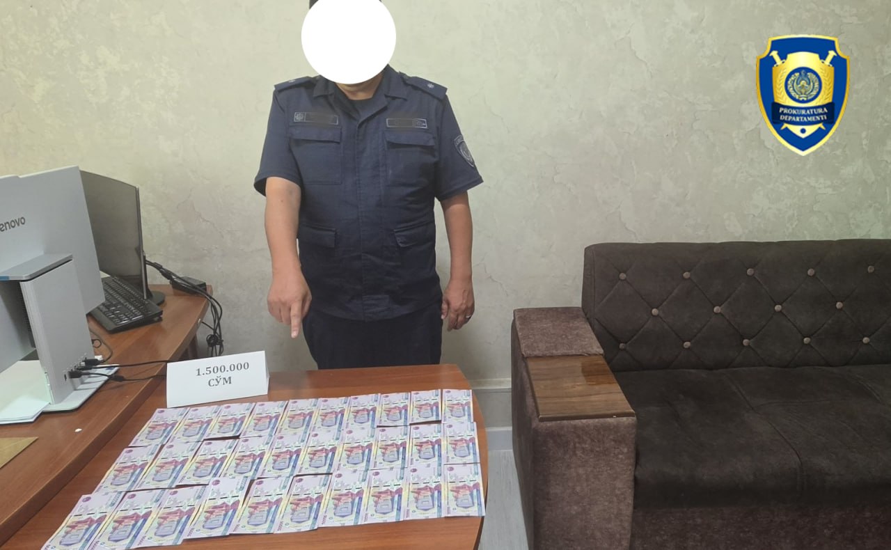 Пообещал «решить вопрос с проверками»: в Андижанской области задержали замначальника отдела ЧС