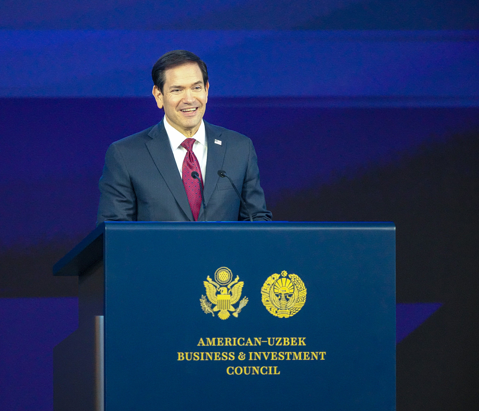 «Берите квартиру, будете часто приезжать»: Рубио предложил американскому бизнесу обживаться в Узбекистане