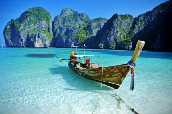 Виза «одобрена», а отпуск отменяется: узбекистанцы жалуются на проблемы с вылетом в Таиланд