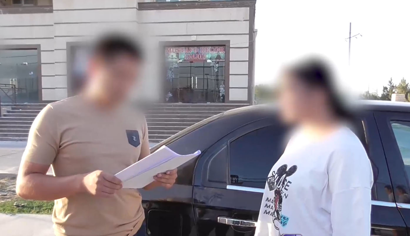 «Дай 500 долларов, иначе посадят»: в Гулистане задержали женщину после жалобы водителя