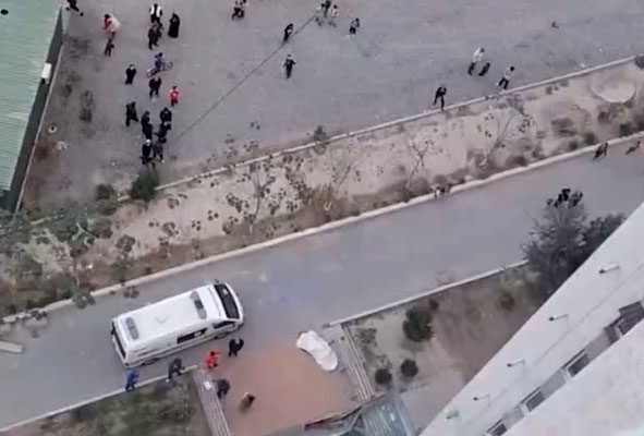 В Фергане молодой человек погиб после падения с многоэтажки. Прокуратура проводит проверку