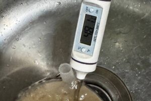 Вода вонючая, ответственность размытая: Veolia ответила на жалобы ташкентцев Вода вонючая, ответственность размытая: Veolia ответила на жалобы ташкентцев